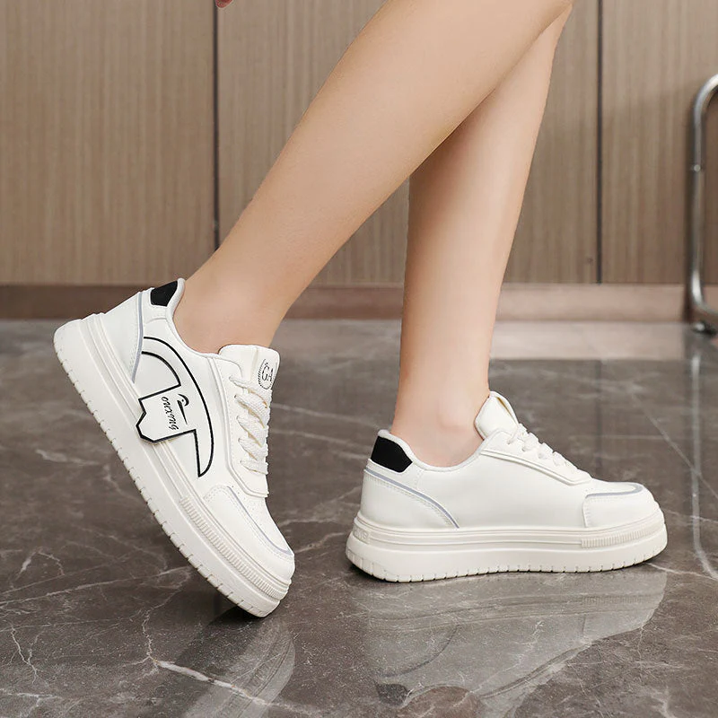 Damen Sneakers mit dämpfender Laufsohle und sportlichem Design - Image 3