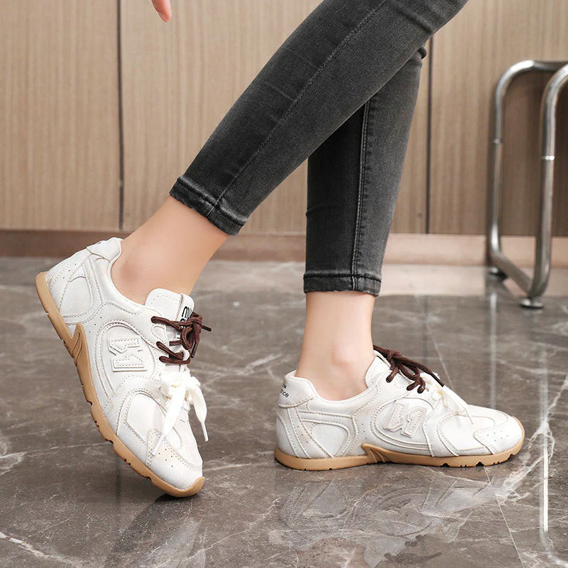 Damen sportliche Freizeitschuhe mit atmungsaktiver Mesh-Oberfläche und dämpfender Laufsohle - Image 2