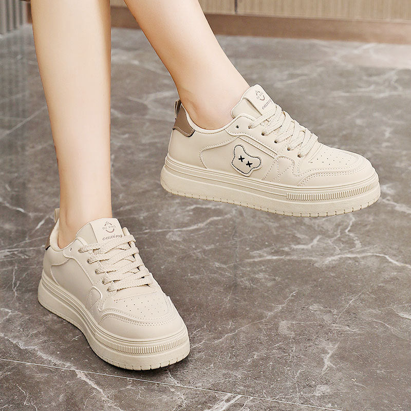 Damen Sportliche Sneaker mit gepolsterter Laufsohle und atmungsaktiver Obermaterialkombination - Image 2