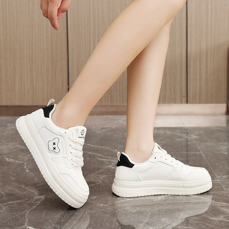 Damen Sportliche Sneaker mit gepolsterter Laufsohle und atmungsaktiver Obermaterialkombination - Image 3