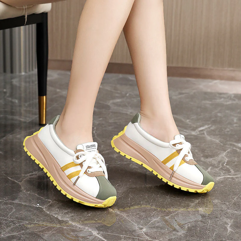 Damen Sportliche Sneaker mit reflektierenden Details und dämpfender Laufsohle - Image 3