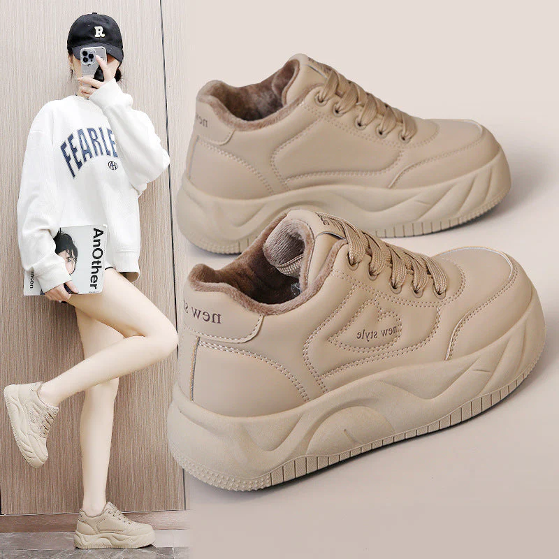 Damen Sportliche Sneakers mit flauschigem Innenfutter - Image 2