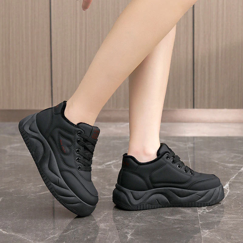 Damen Sportliche Sneakers mit flauschigem Innenfutter - Image 3