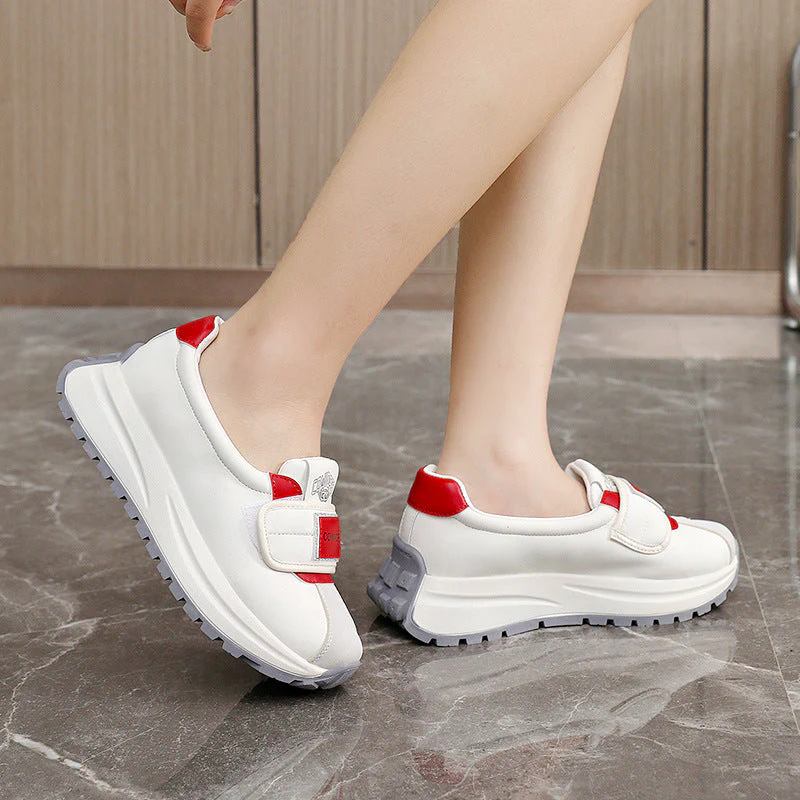 Damen Sportliche Sneakers mit praktischer Klettverschluss-Optik und ergonomischer Sohle - Image 3