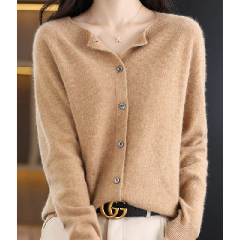 Damen Strickjacke aus Merinowolle – Rundhals-Design für jede Jahreszeit - Image 11