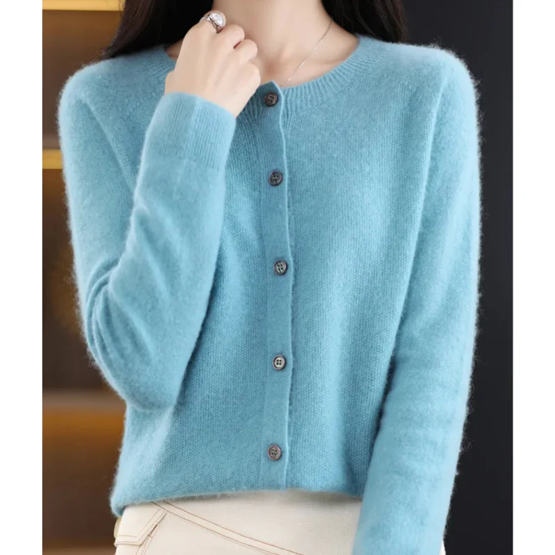 Damen Strickjacke aus Merinowolle – Rundhals-Design für jede Jahreszeit - Image 4