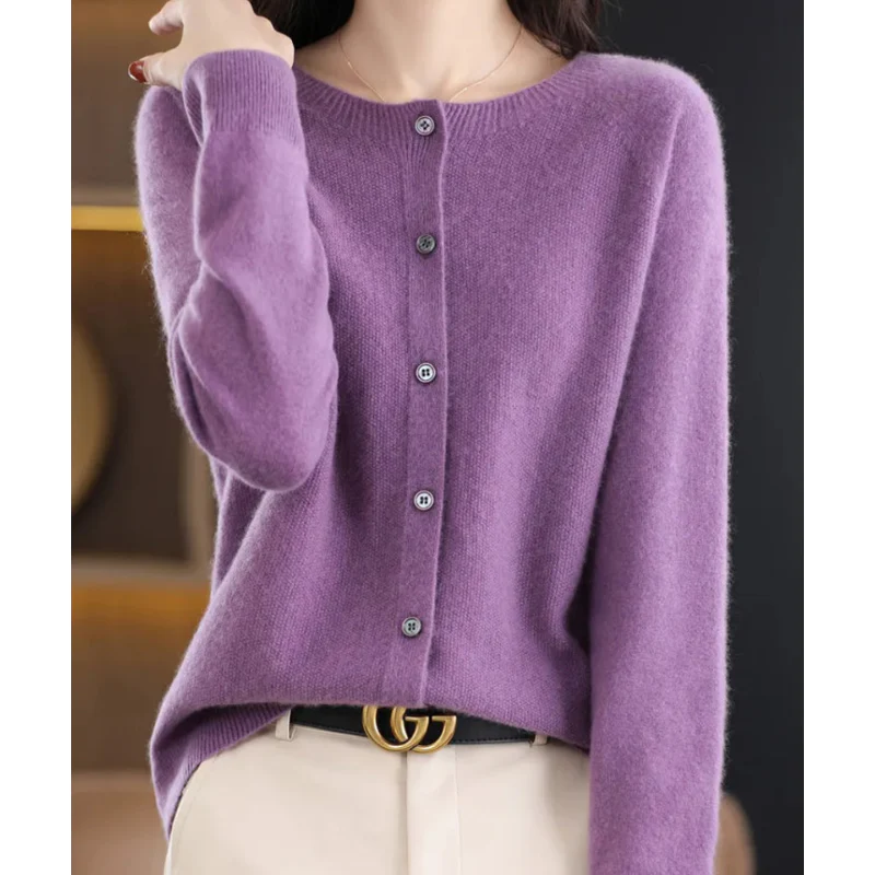 Damen Strickjacke aus Merinowolle – Rundhals-Design für jede Jahreszeit - Image 9