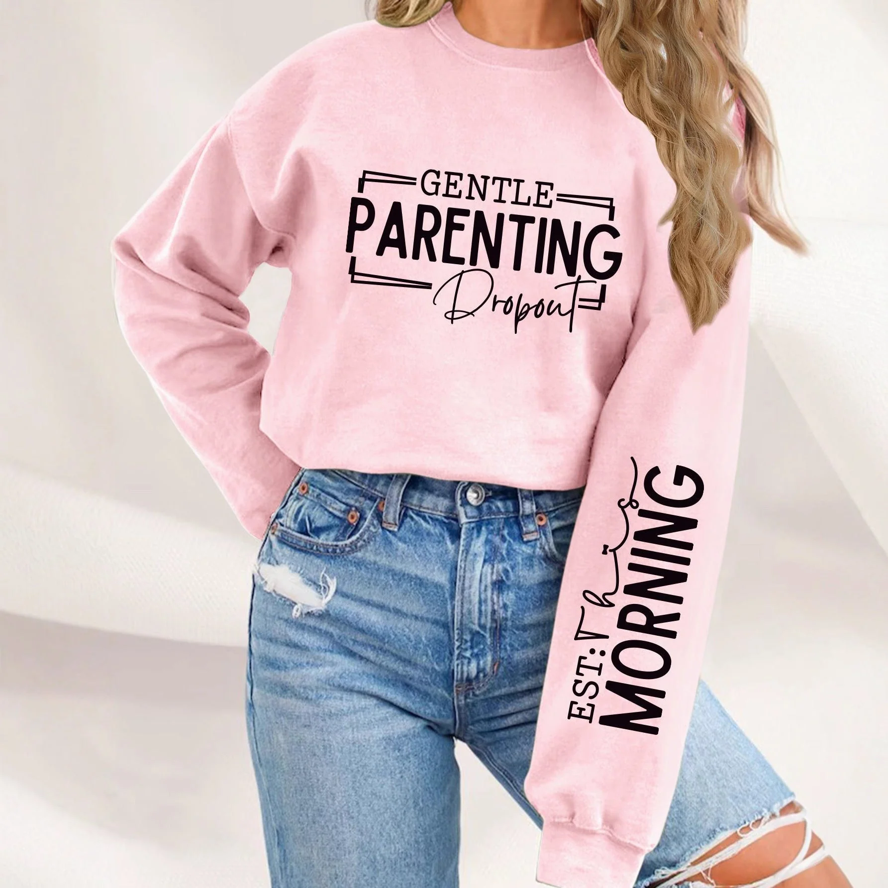 Damen Sweatshirt mit einzigartigem aufgedrucktem Elternschaftsmotiv und lässigem Schnitt - Image 2
