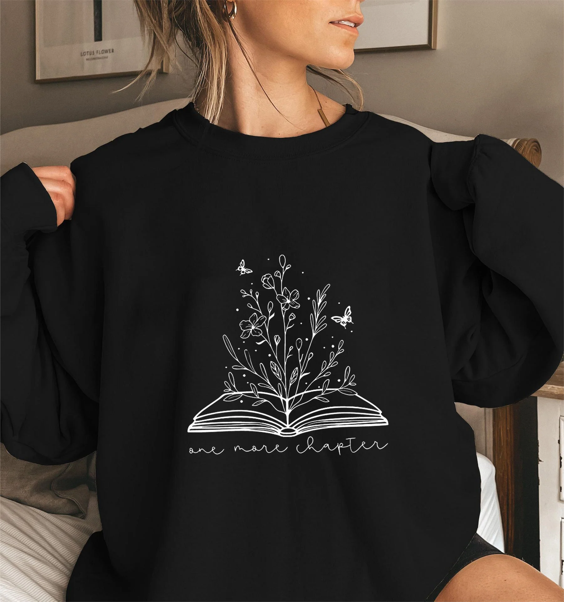 Damen Sweatshirt mit elegantem Blumendesign und inspirierendem Aufdruck - Image 6