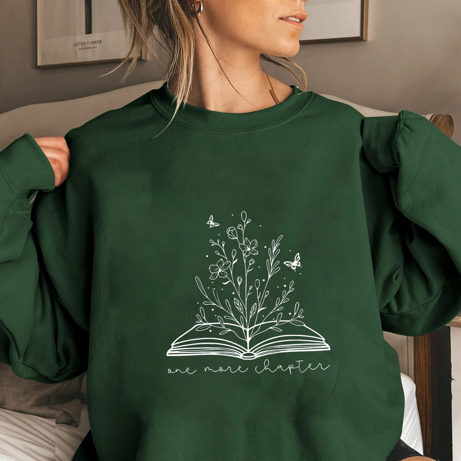 Damen Sweatshirt mit elegantem Blumendesign und inspirierendem Aufdruck - Image 9