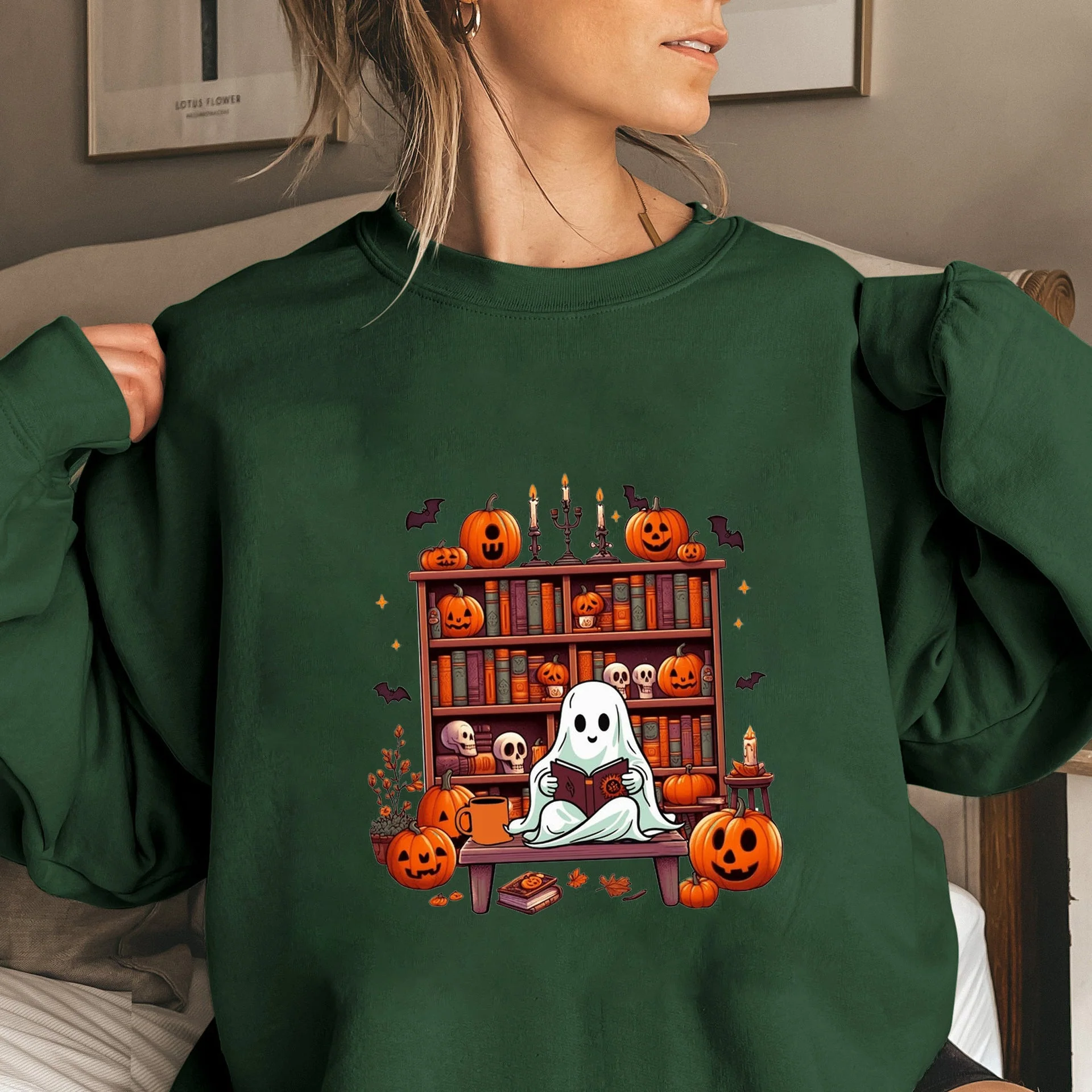 Damen Sweatshirt mit herbstlichem Gruselmotiv und lässigen Puffärmeln - Image 3