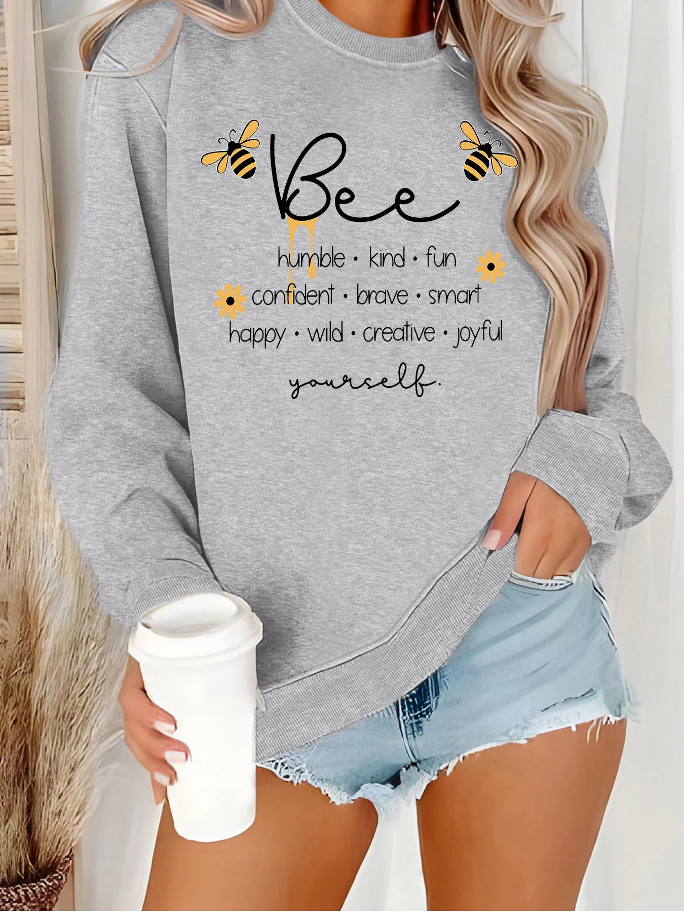 Damen Sweatshirt mit inspirierendem Bienenmotiv und positiven Affirmationen - Image 11