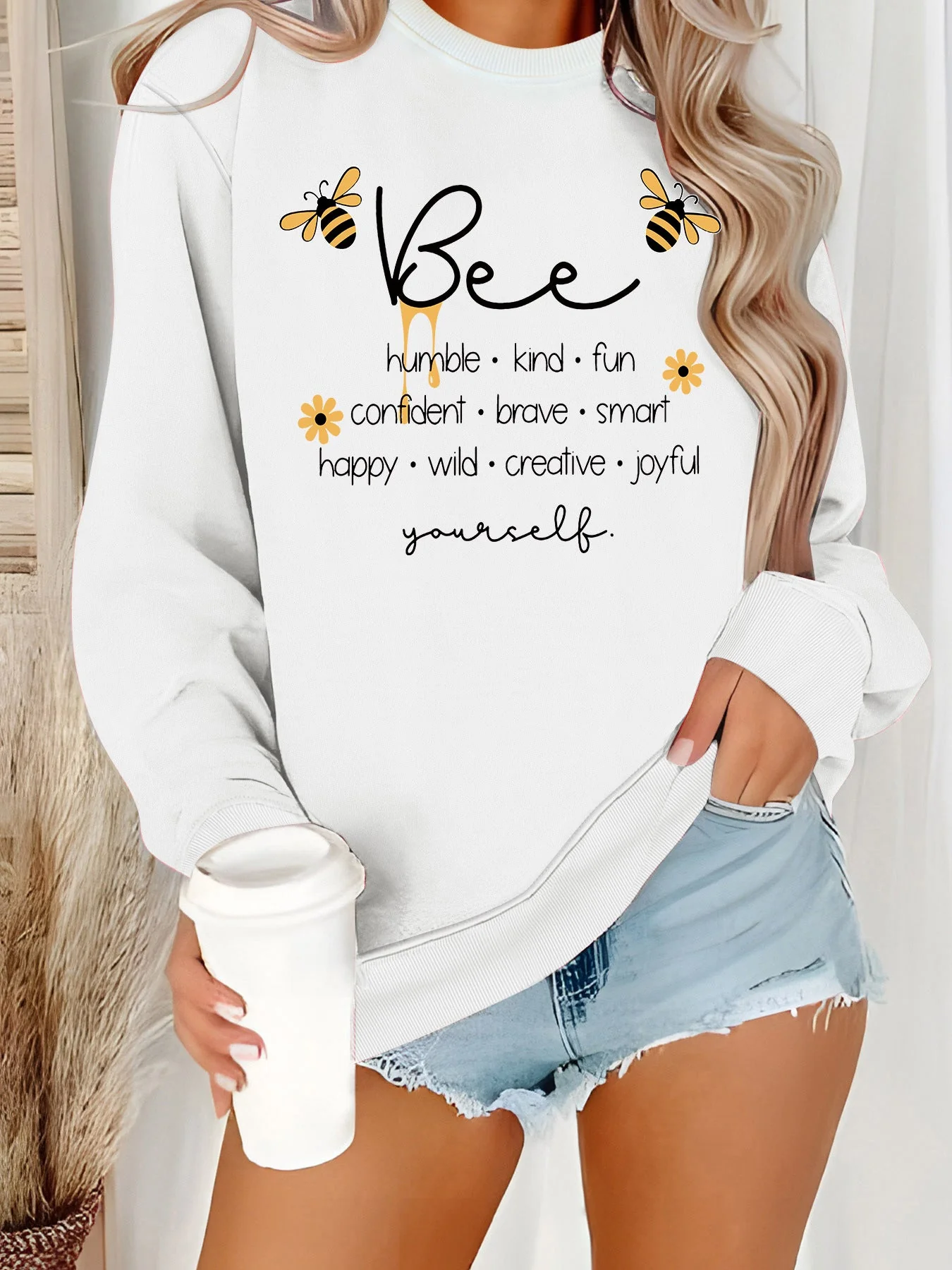 Damen Sweatshirt mit inspirierendem Bienenmotiv und positiven Affirmationen - Image 5