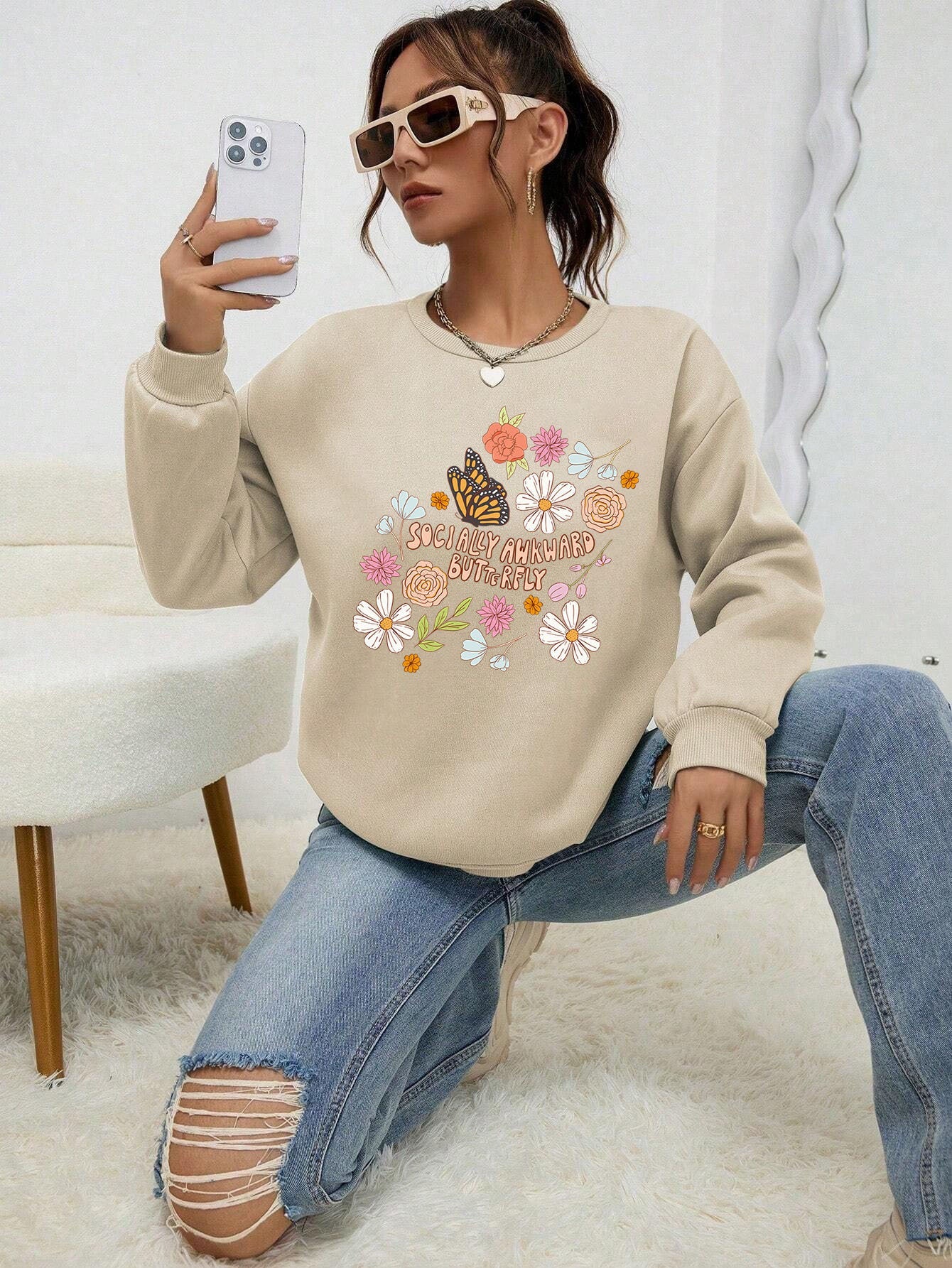 Damen Sweatshirt mit kreativem Floraldesign und inspirierendem Aufdruck - Image 7