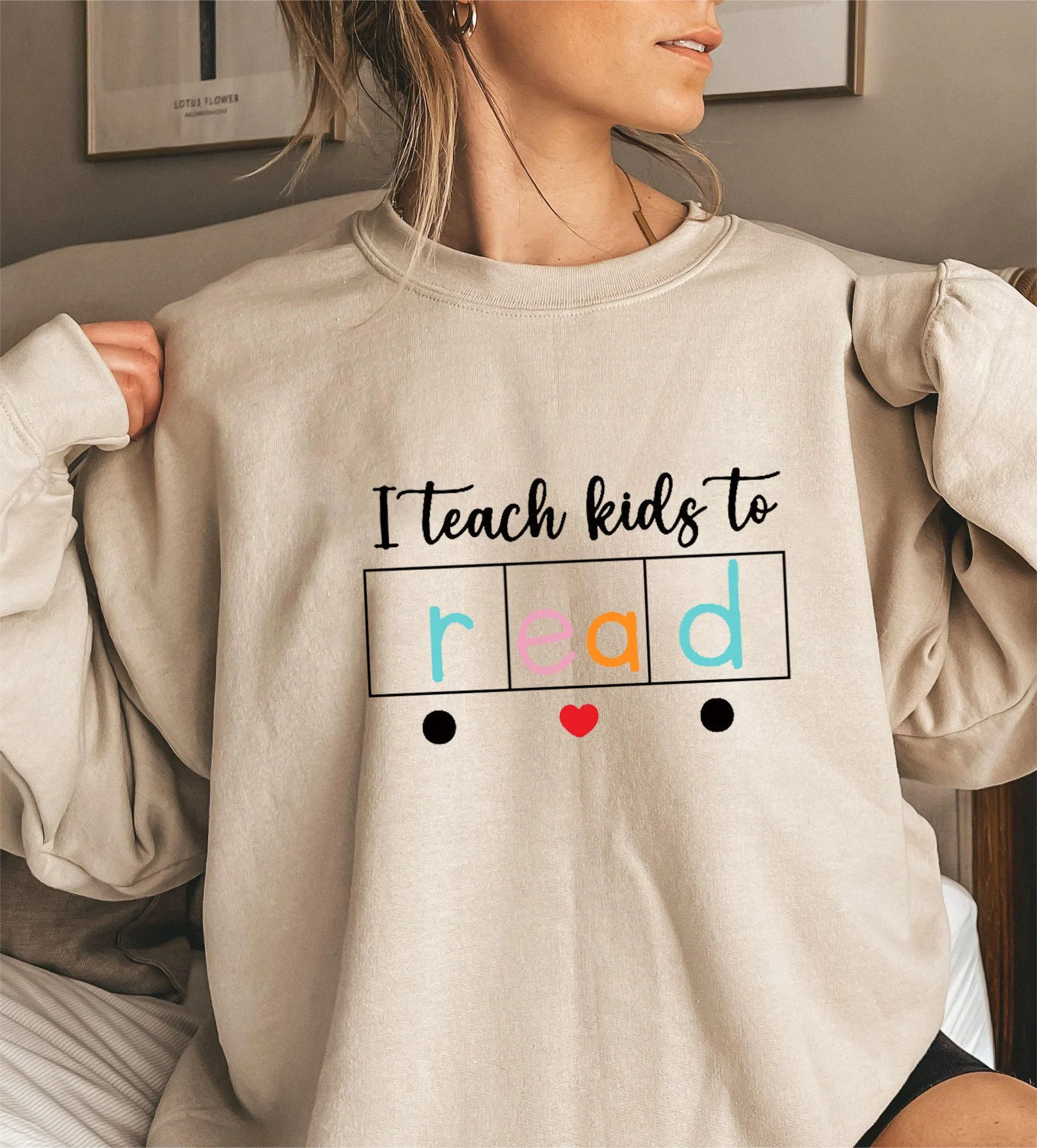 Damen Sweatshirt mit kreativem Lehrmotiv - Image 8