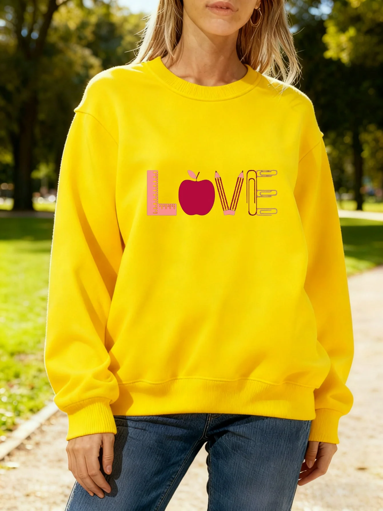 Damen Sweatshirt mit kreativem Love-Motiv - Image 16