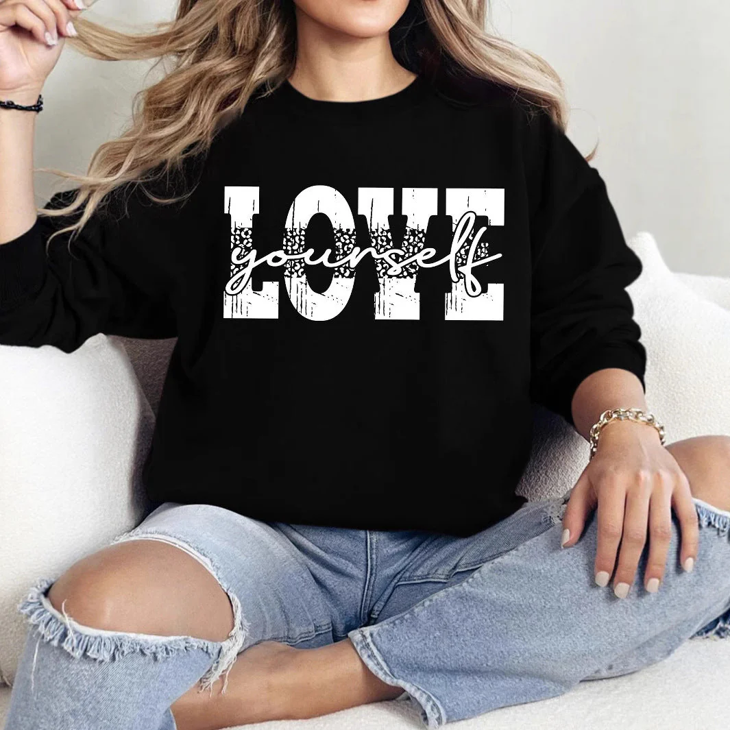 Damen Sweatshirt mit kreativem LOVE-Schriftzug und lässiger Passform - Image 3