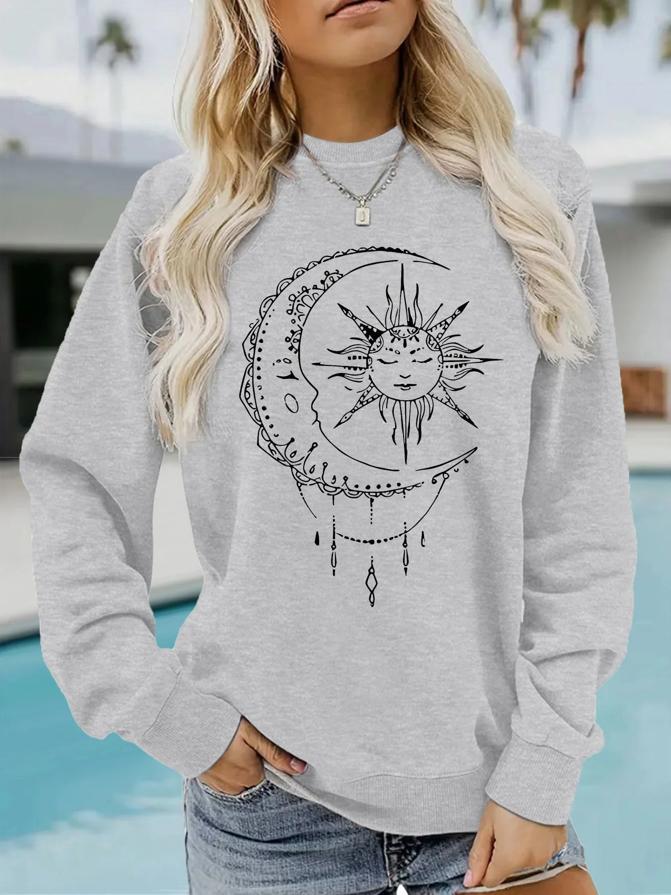 Damen Sweatshirt mit künstlerischem Sonnen- und Mondmotiv - Image 11