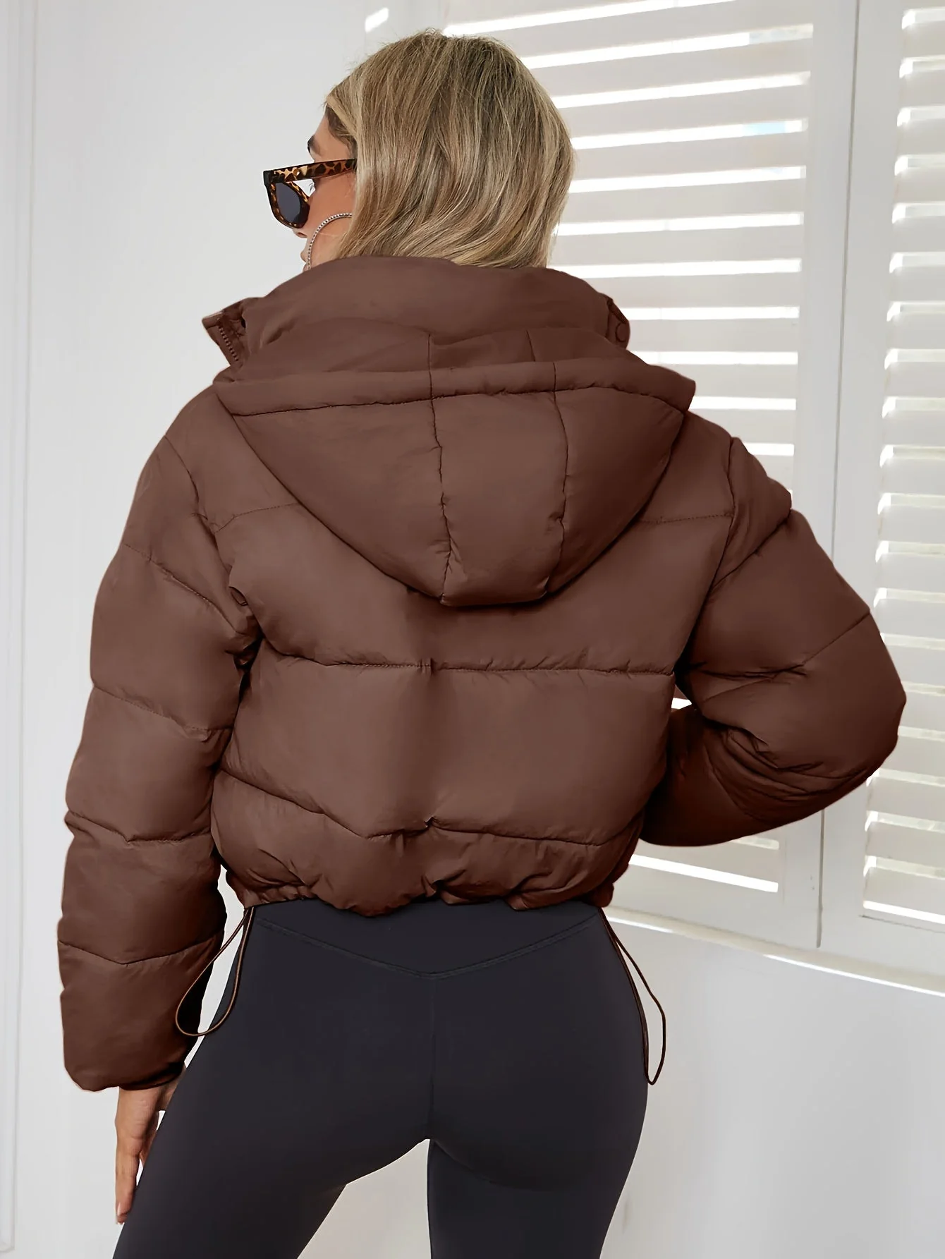Damen Übergangsjacke Kurz Jacke | Mit Kapuze Wintertauglich - Image 2