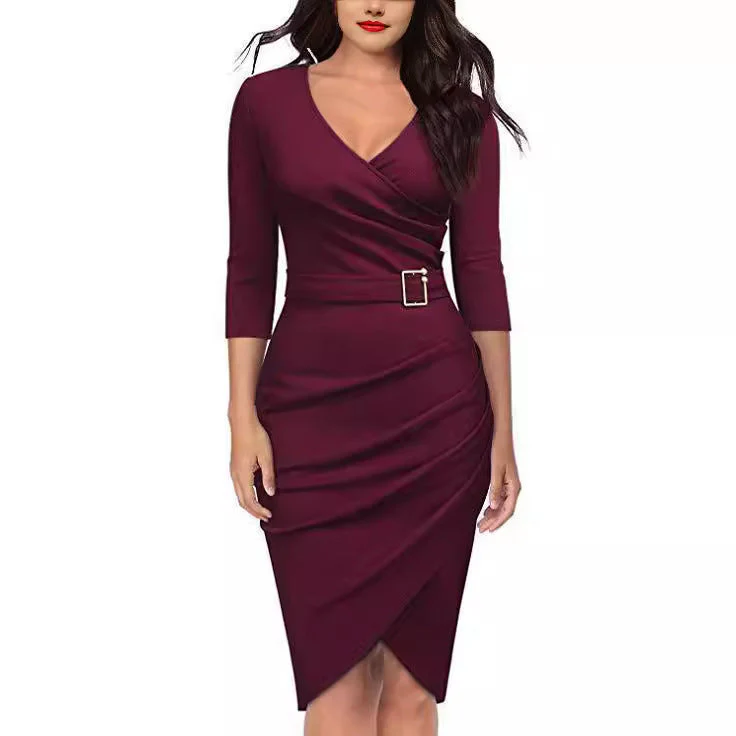 Damen Wickelkleid mit raffinierten Raffungselementen und eleganter Gürtelschnalle - Image 2