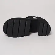 Dana - Schwarze Plateausandalen für Frauen