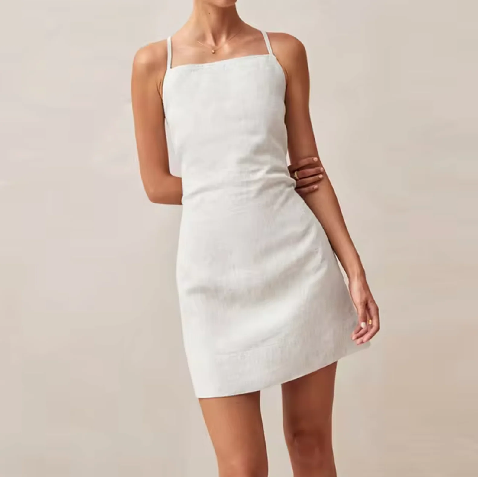 Daniela | Elegantes und stilvolles Minikleid - Image 3