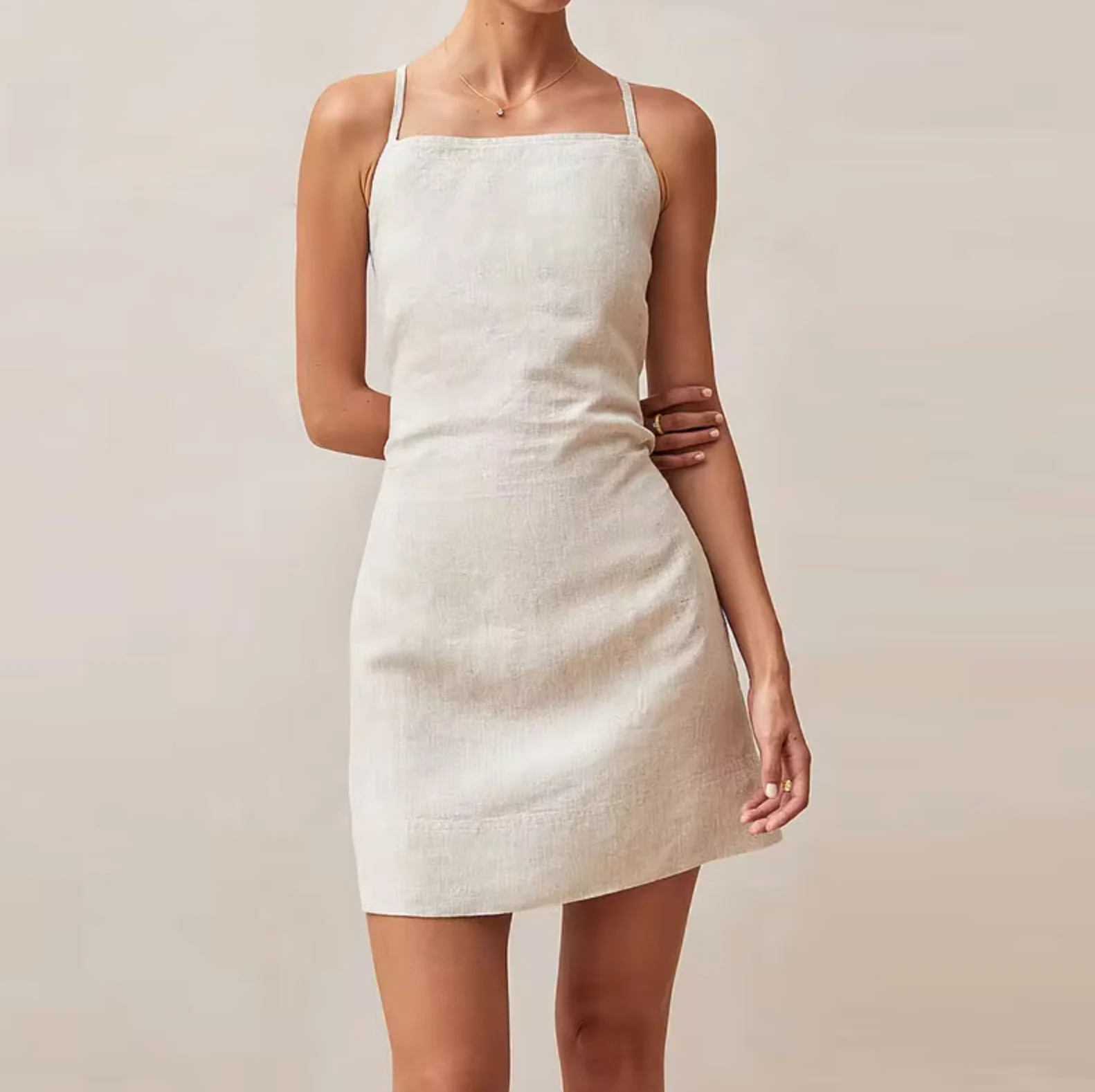 Daniela | Elegantes und stilvolles Minikleid - Image 4