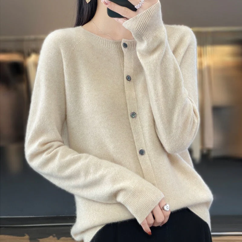 DANIELLE | Damen-Strickjacke mit Rundhalsausschnitt aus reiner Merinowolle