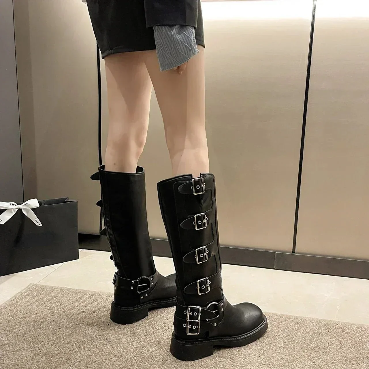 Darcie Kniehohe Gothic-Stiefel - Image 3