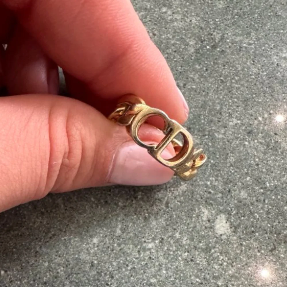 DC RING | GOLD - Image 2