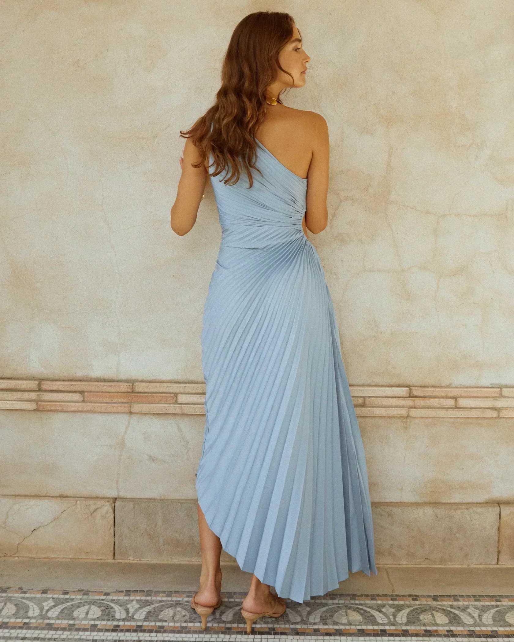 Delfina - Satin Ein-Schulter Plissiertes Abendkleid - Image 4