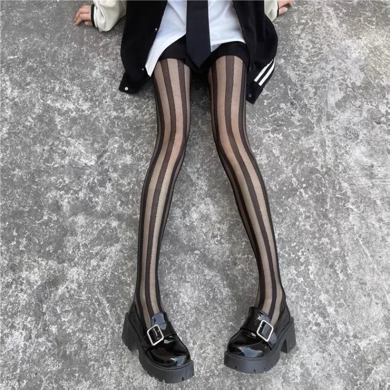 Diana | Stylische Vertikale Gestreifte Strumpfhose - Image 2