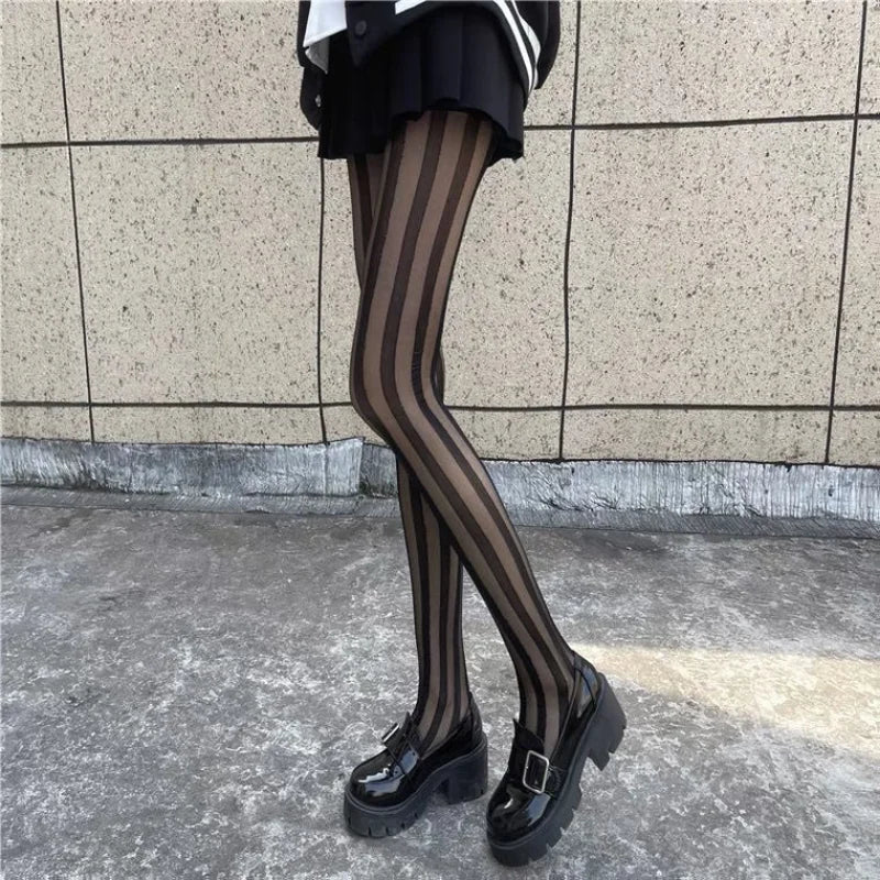 Diana | Stylische Vertikale Gestreifte Strumpfhose - Image 6