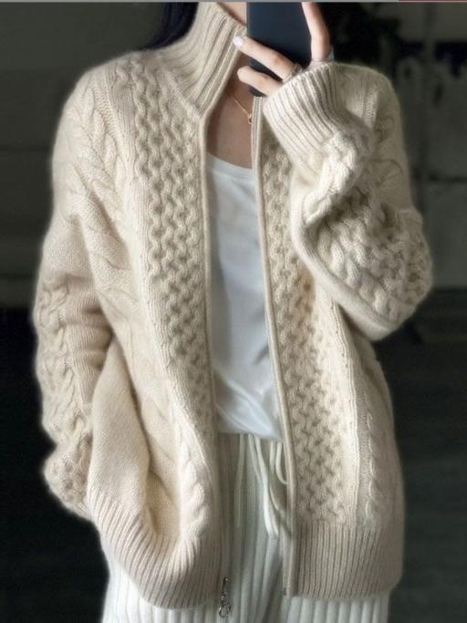 Dorian | Grobstrick Rollkragen Cardigan - Image 4