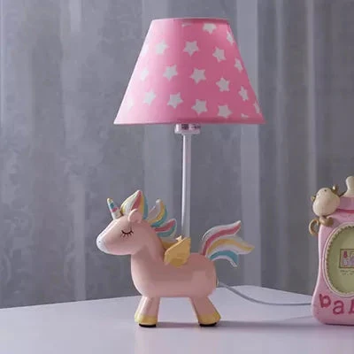 Dreamicorn – Schöne Einhorn Tischlampe für magische Schlafzimmer - Image 4