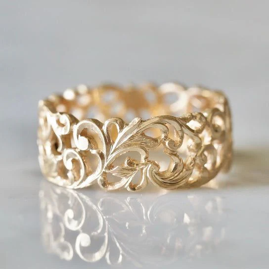 Efeu Ring in Vintage Gold