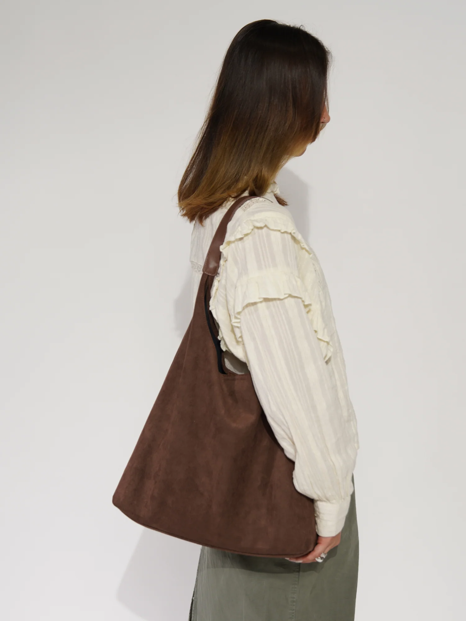 Elegante Damen-Ledertasche, vielseitiges Wildleder - Image 3