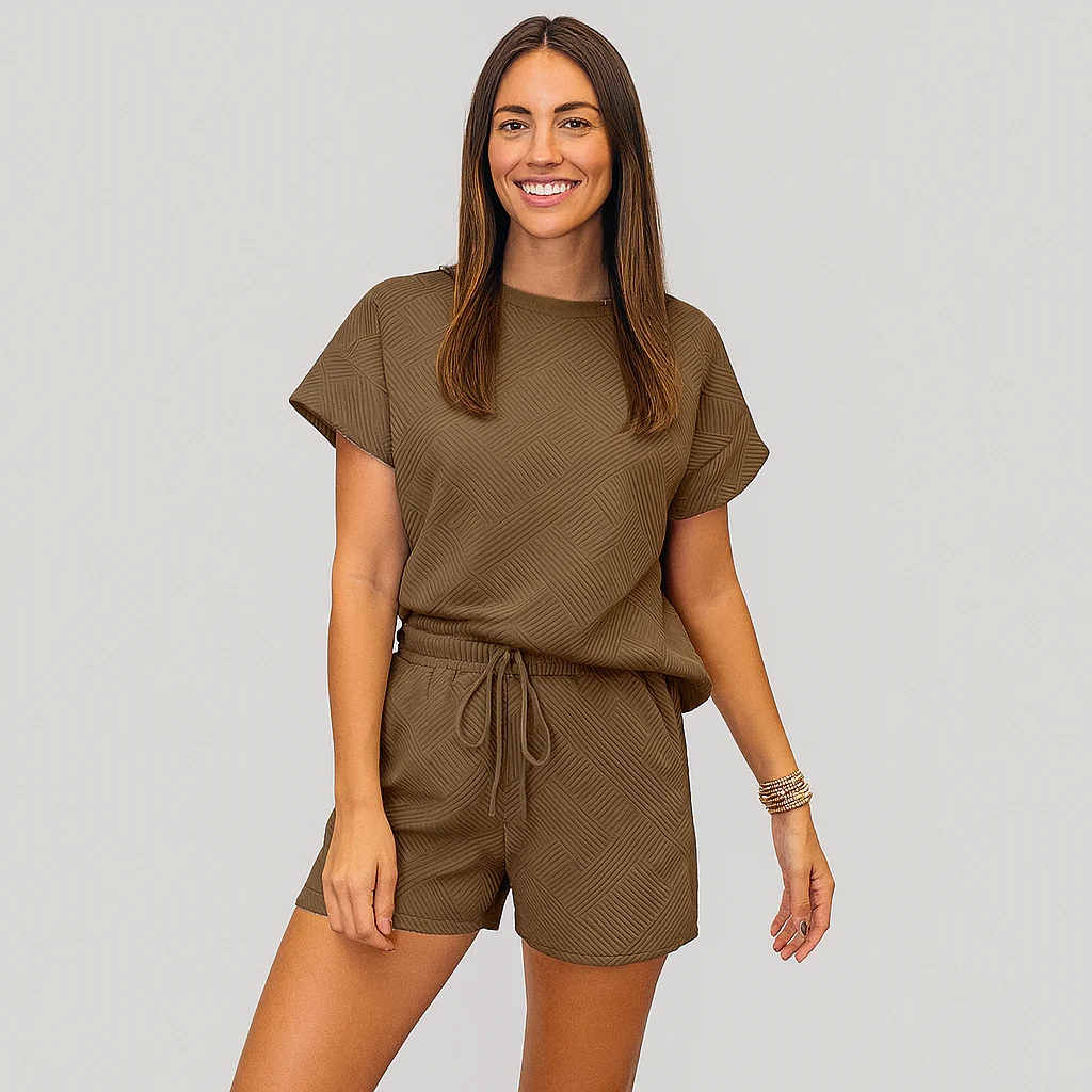 Elegantes 2-teiliges Set für Damen – Kurzarm-Crop-Top mit passenden Shorts - Image 8