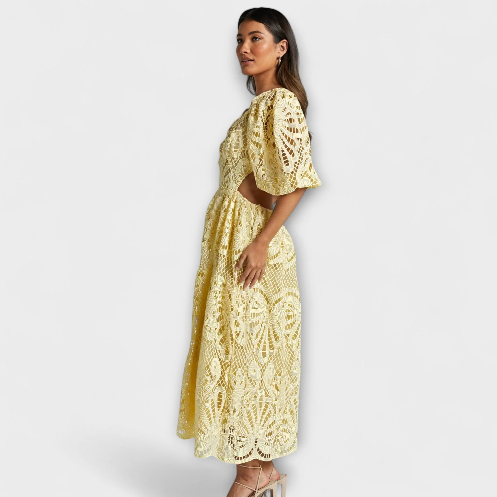 Elegantes Kleid mit feinen Akzenten - Image 9