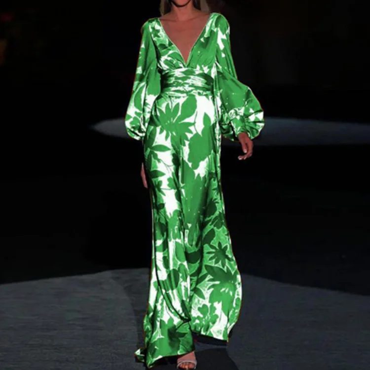 Elegantes Kleid mit V-Ausschnitt - Image 3