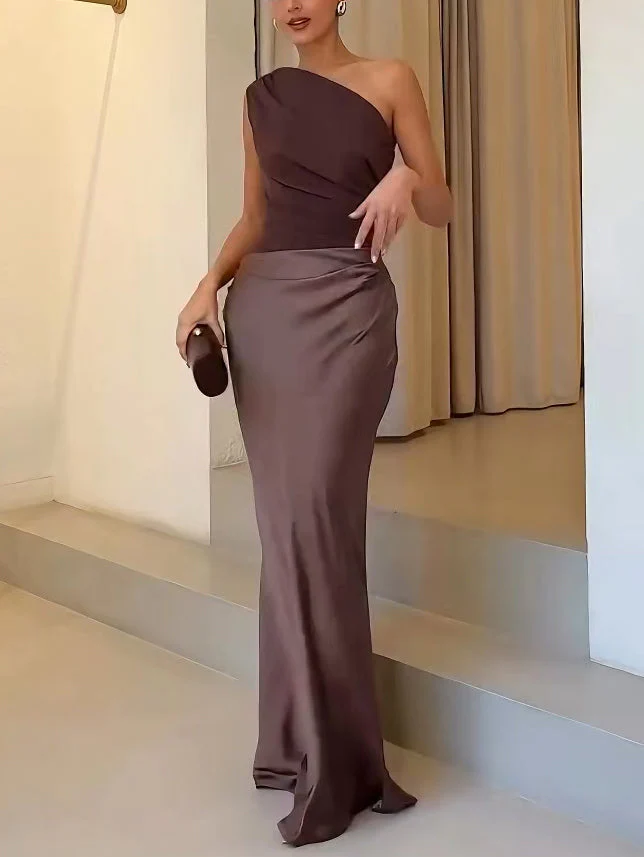Elegantes Maxikleid mit One-Shoulder-Ausschnitt für Frauen – Perfekt für besondere Anlässe - Image 3