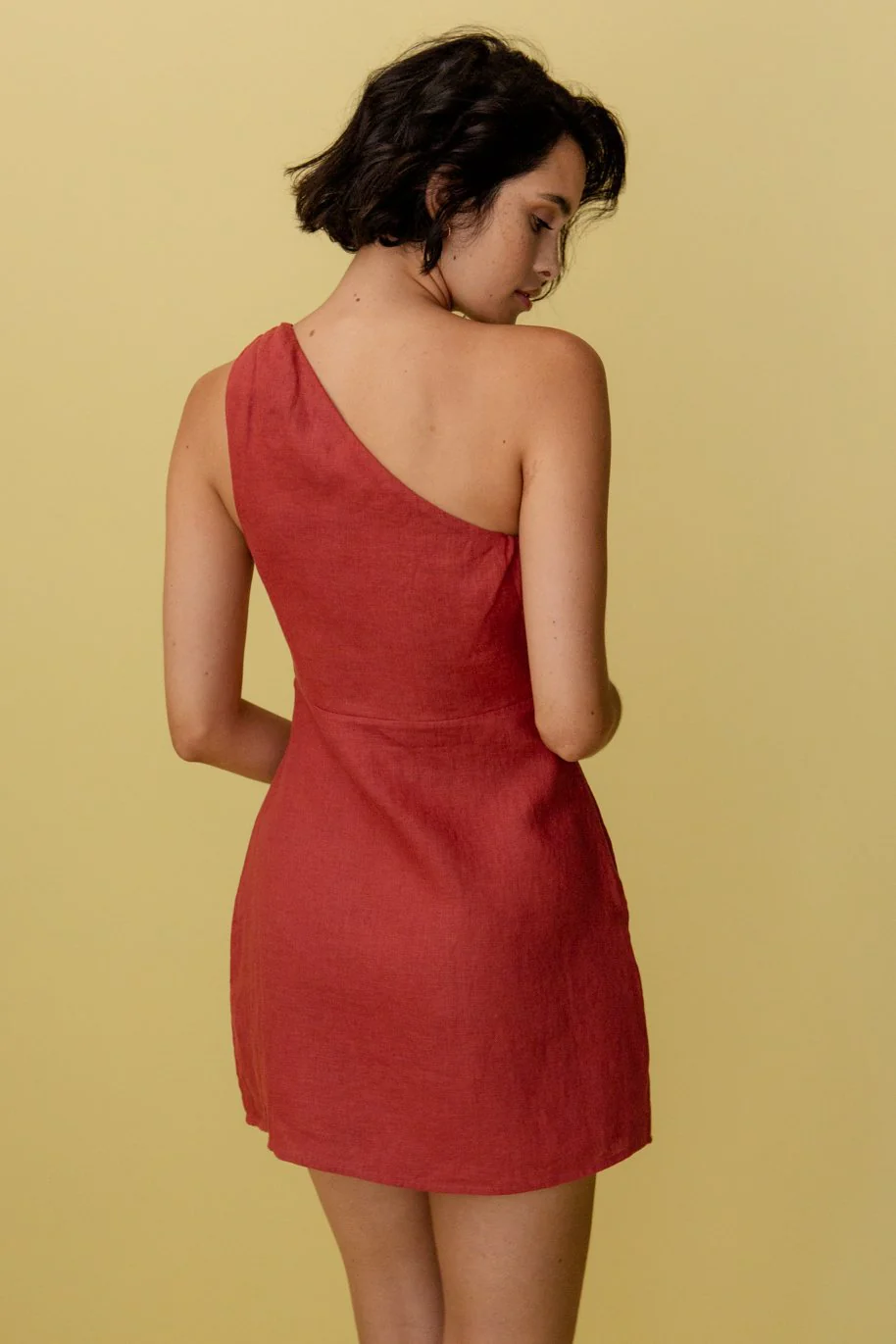 Elliana - Elegantes und stilvolles One-Shoulder-Kleid für Frauen