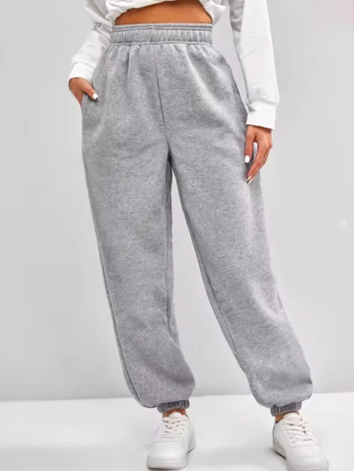 Emilia | Sportiva Jogginghose - Image 2
