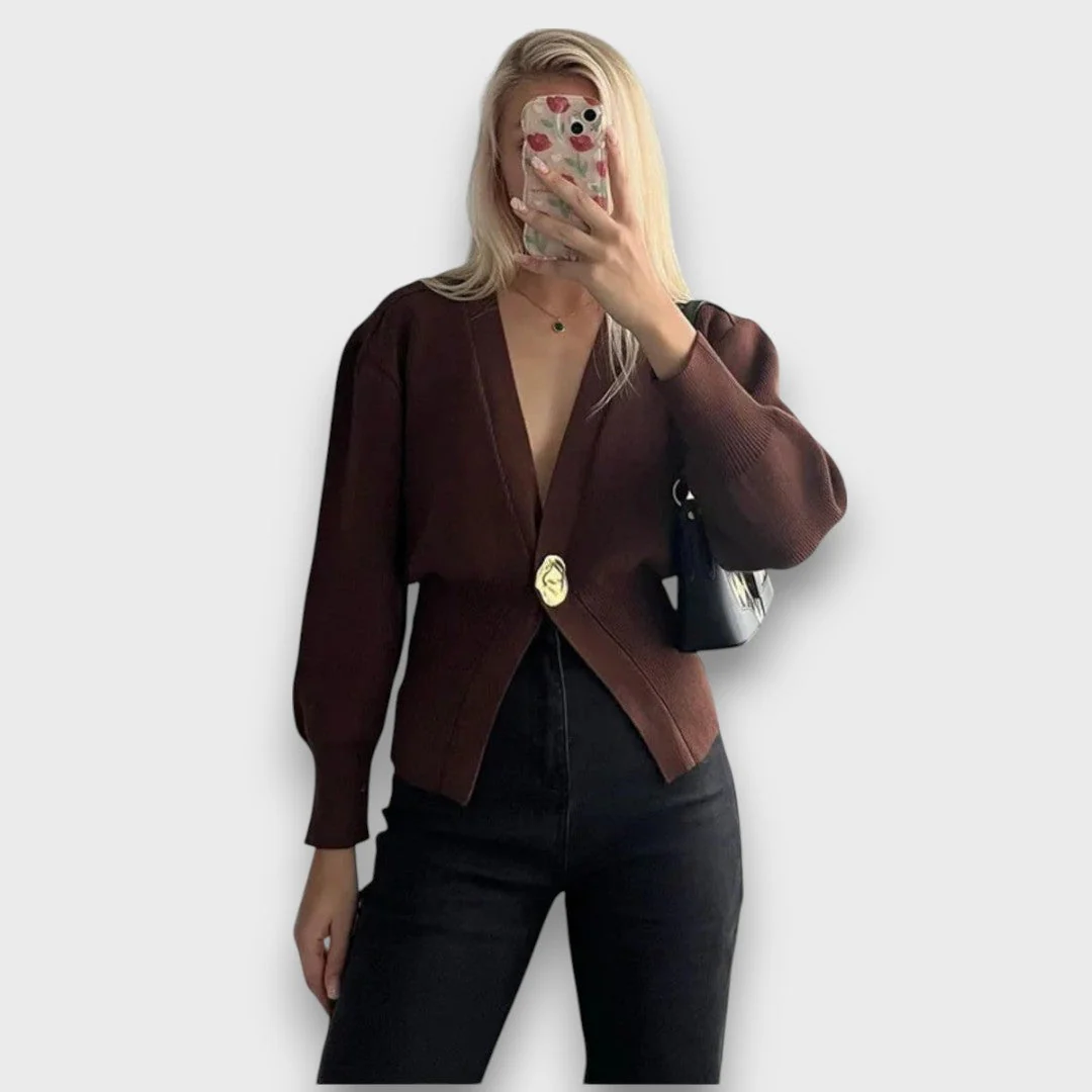 Enea – Tiefer V-Ausschnitt Cardigan mit Goldknopf - Image 3