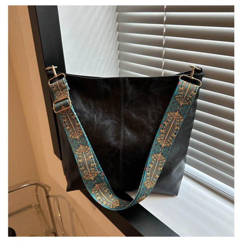 FABIENNE - GROSSE TASCHE UND GEMUSTERTER RIEMEN - Image 7