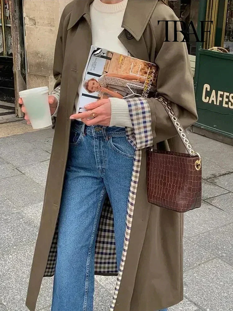 Farah | Langer Trenchcoat Mit Karofutter - Image 4