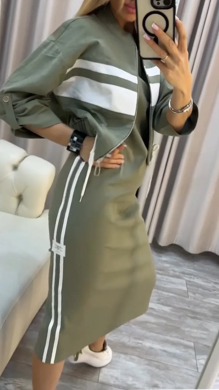 Feyra™ - Lässiges und Stilvolles Set mit Rundhalsausschnitt-Kleid und Jacke für Damen - Image 2