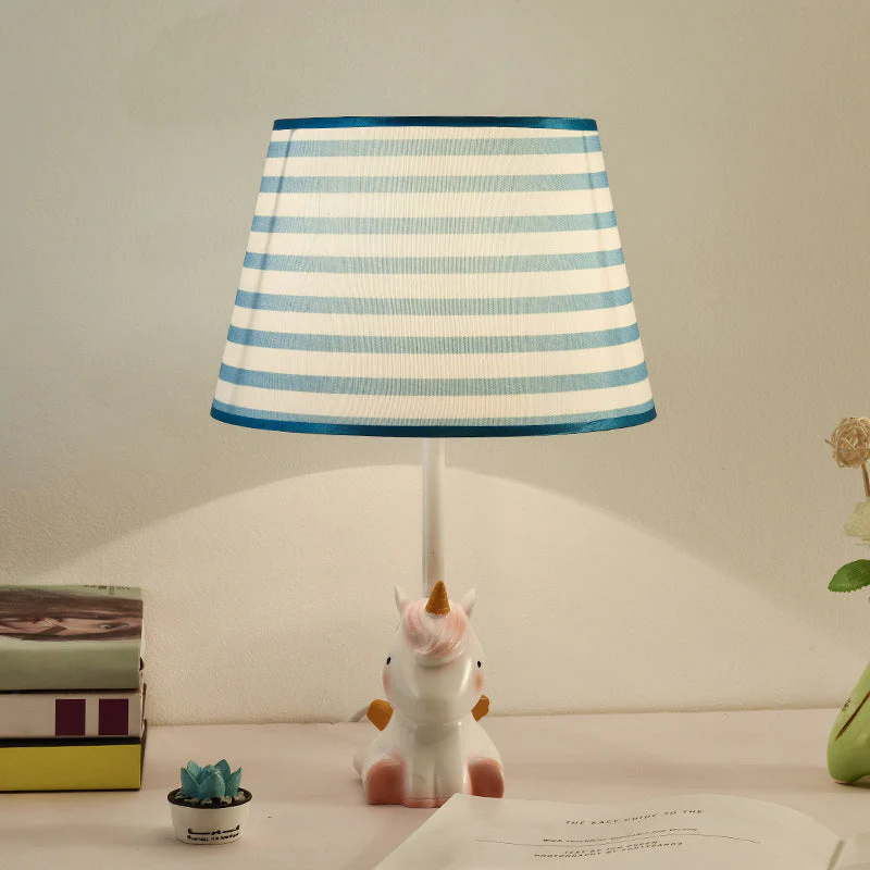 Figurilux – Nordisch inspirierte Nachttischlampe für das Schlafzimmer - Image 10