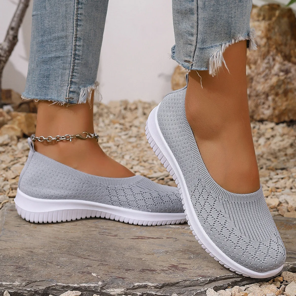 Fina | rutschfeste, atmungsaktive Slipper - Image 6