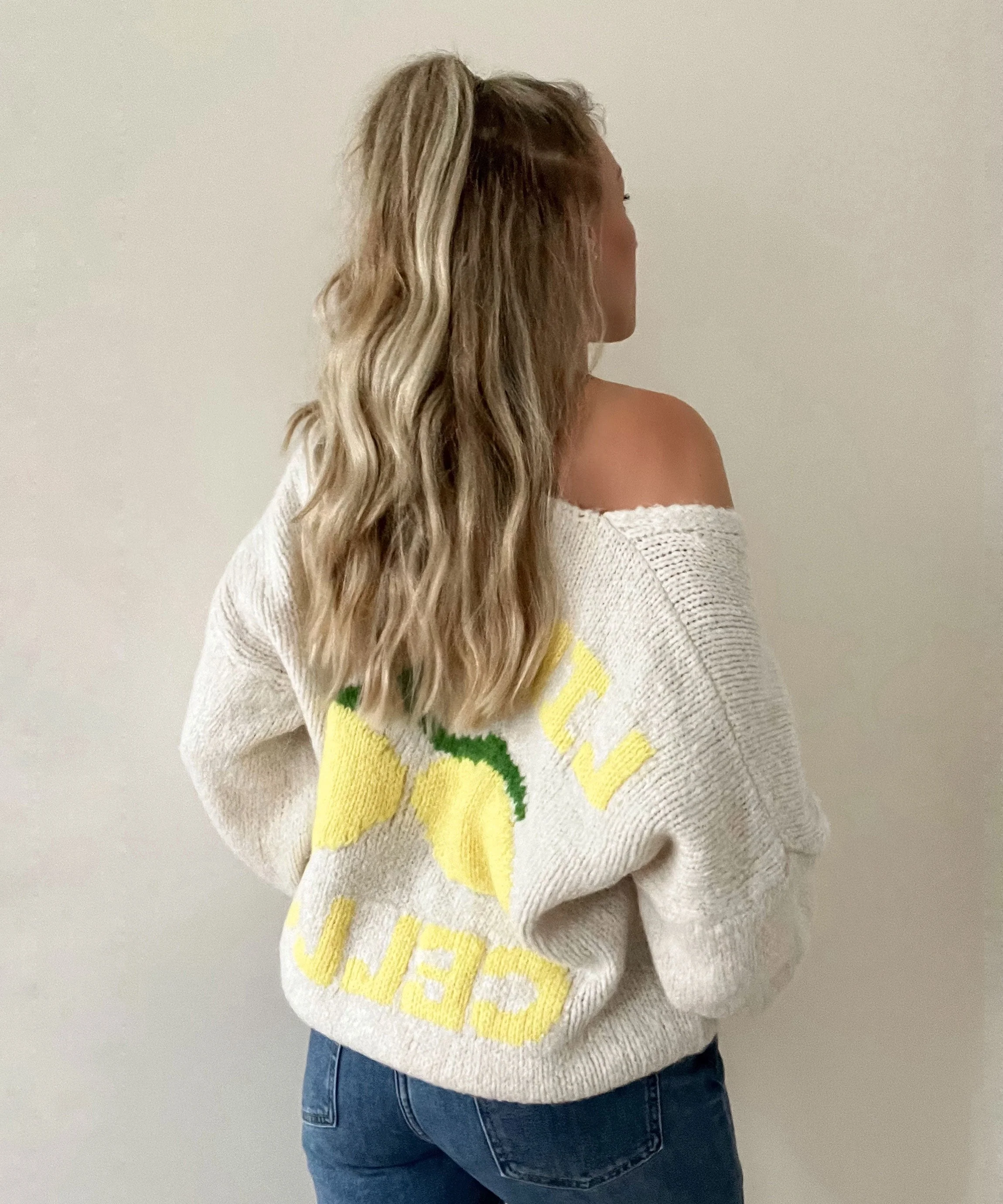Fiona | Damenpullover mit Zitronenprint - Image 6